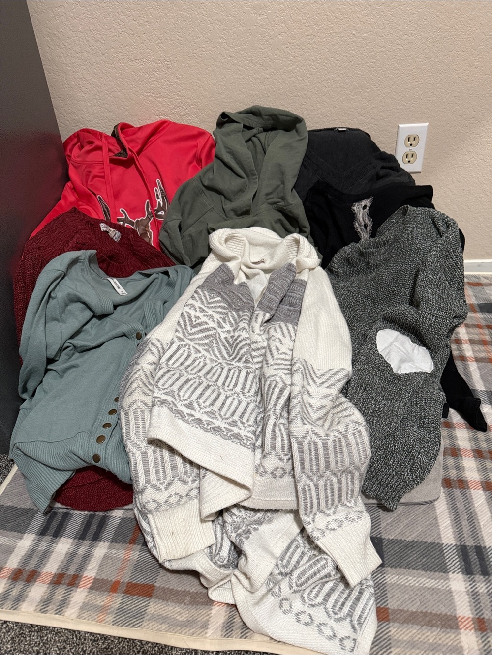 Women’s Small Sweater bundle
